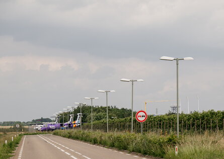 Uitzicht op MAA vanuit de omgeving